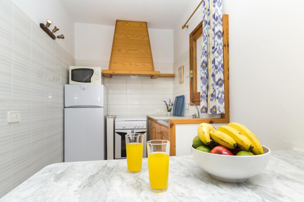 Appartement Casas Menorquinas à Cala Blanca  Extérieur photo